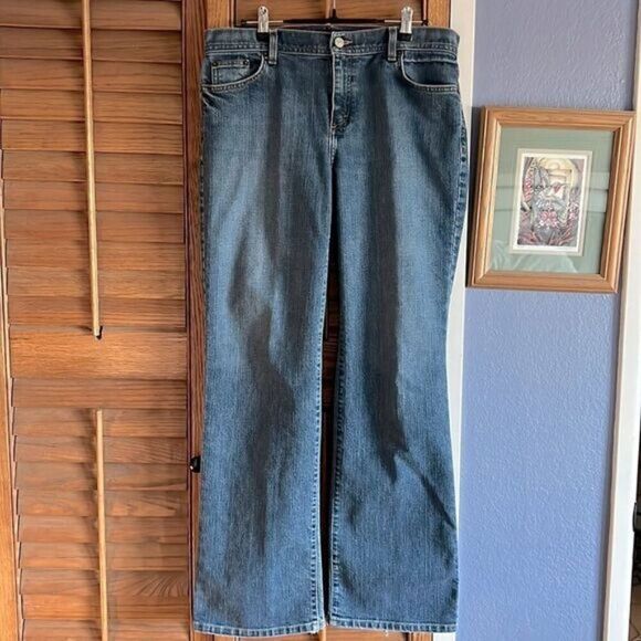 J Crew Women’s Boot Cut Stretch Jeans Distressed 10 - Picture 1 of 11
